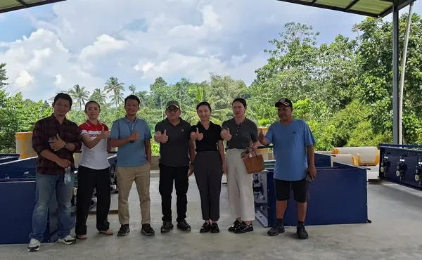 Kunjungan pelanggan ke lokasi peternakan bersama tim BAE